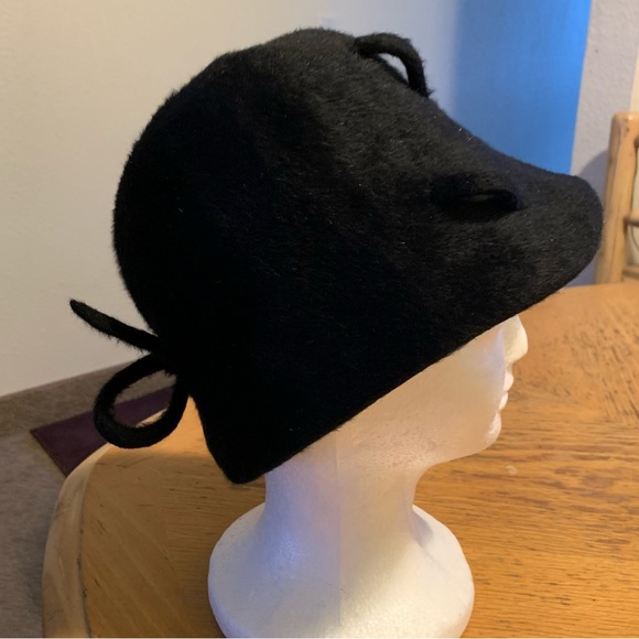 Vintage M’sieu Leon Black CLOCHE Felt Fur Mohair Hat Duchesse Lustra Loleil - Picture 1 of 11